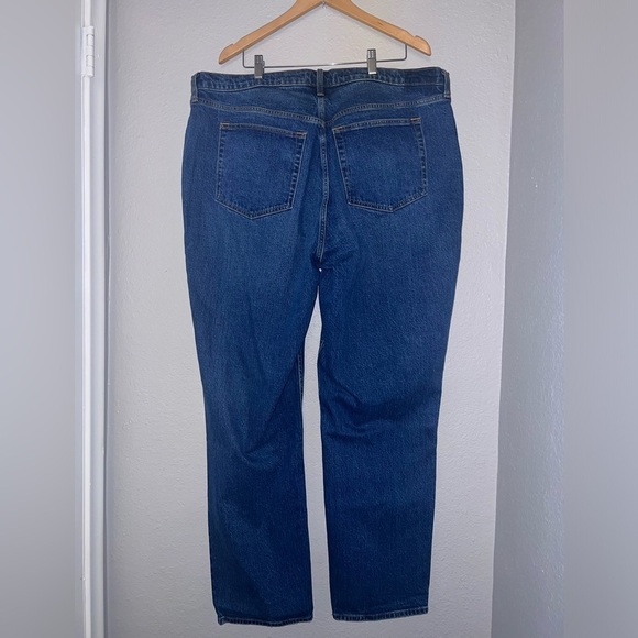 Abercrombie & Fitch Women  The 90s Straight Ultra High Rise Jeans - Picture 3 of 6